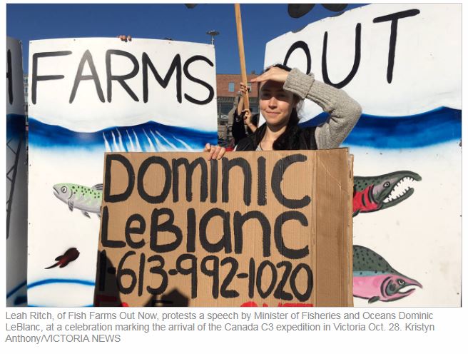 Fish Farm Protestors Challenge Canadian Minister LeBlanc in Victoria