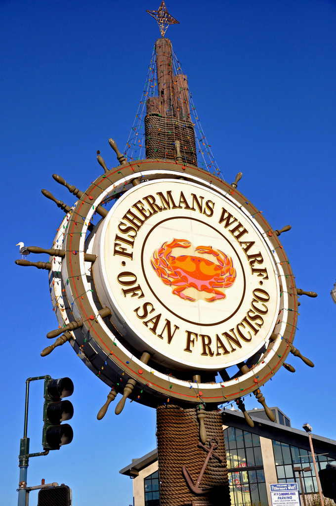 Seafood Sales Finally Under Way at San Franciscos Popular Fisherman’s Wharf