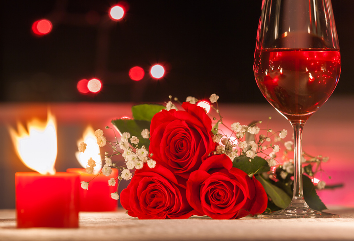 Valentines Day by the Numbers: Lobster Searches Increase, But Couples Divided About Eating Out