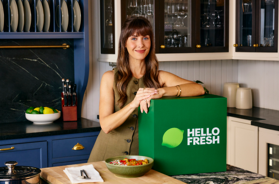 From Thai Curry to Harissa Salmon, Alison Brie Curates HelloFreshs New Supper Club Collection