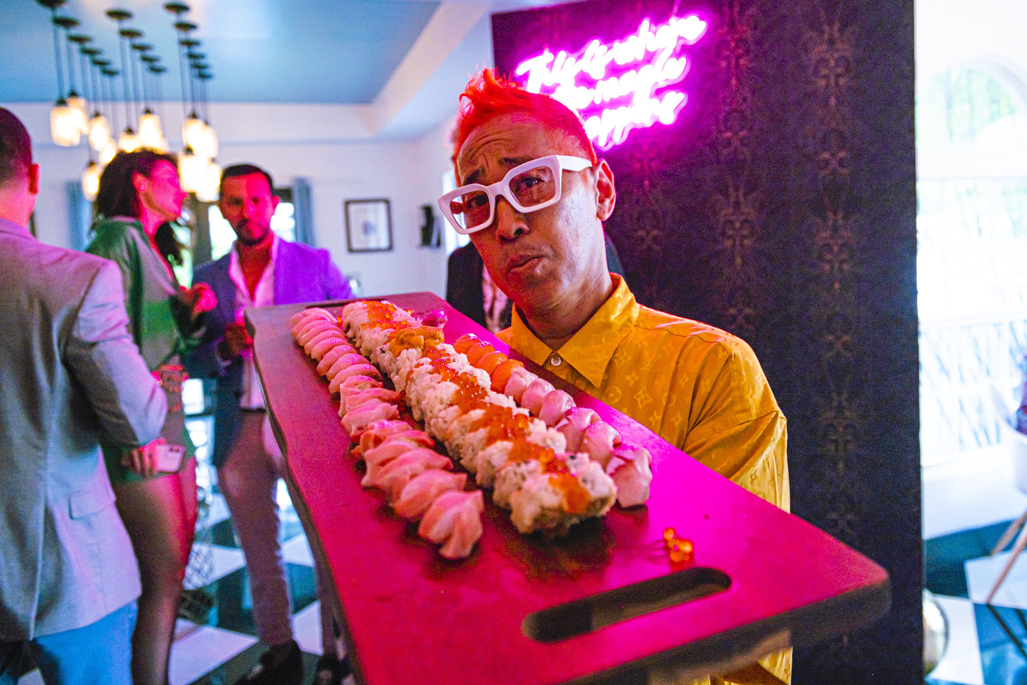 NFTs and Sushi: Vinyl Fish Club Becomes Newest Entrant Into NFT Restaurant Trend