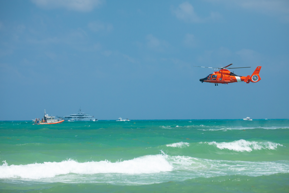 He Was Left on a Rraft in Florida Waters and the Coast Guard Mounted an Operation Against the Clock