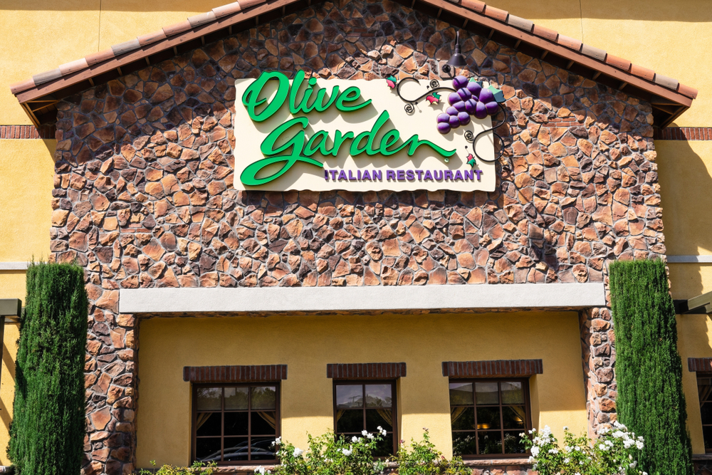 Darden Restaurants Report Strong Q2 Results with 6.0% Sales Growth