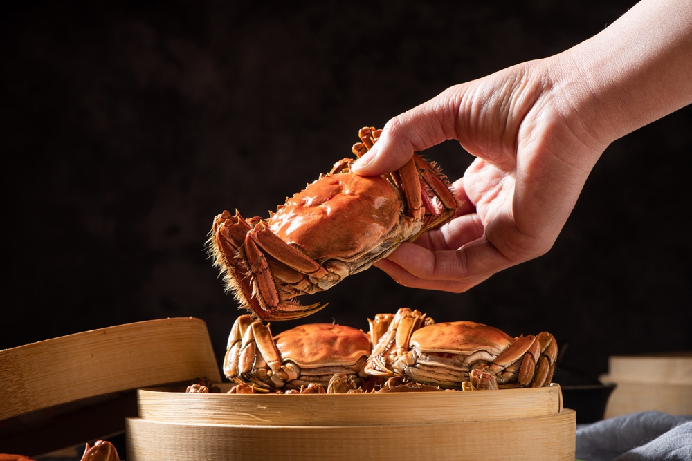 Chinas Heatwaves Threaten to Dry Up Supply of Delicious Hairy Crabs