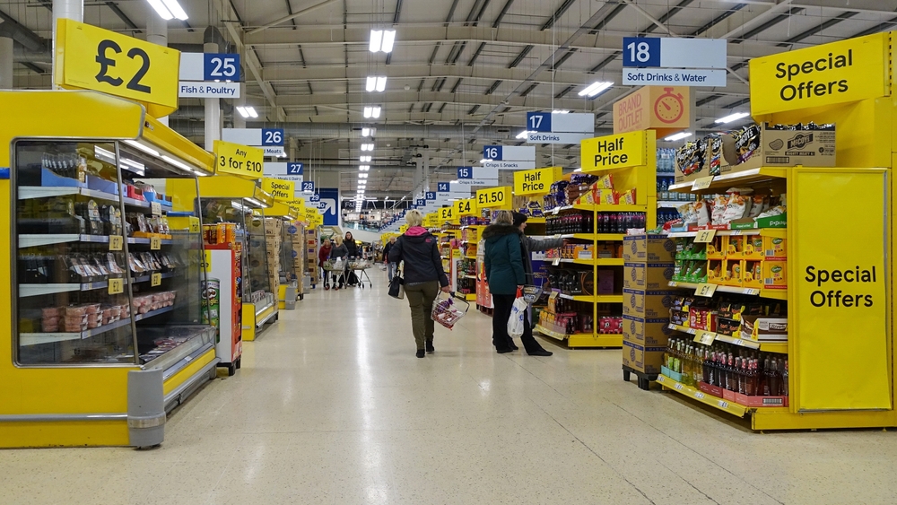 UK Shop Prices Rise by Most Since March 2024, Adding to Inflation Nerves