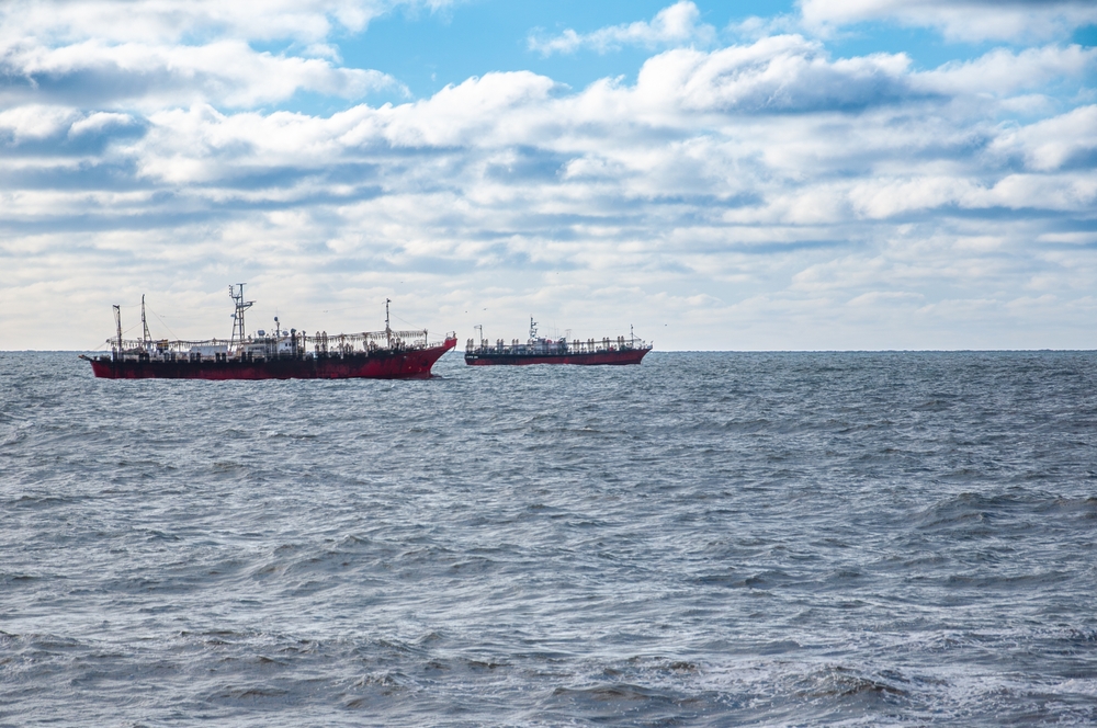 Fishing Crisis: Losses of USD 200 Million and Vessels Stopped Due to Union Conflict