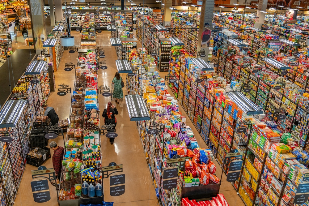 US Retailers Brace for Impact as Trumps 100% China Tariffs Loom