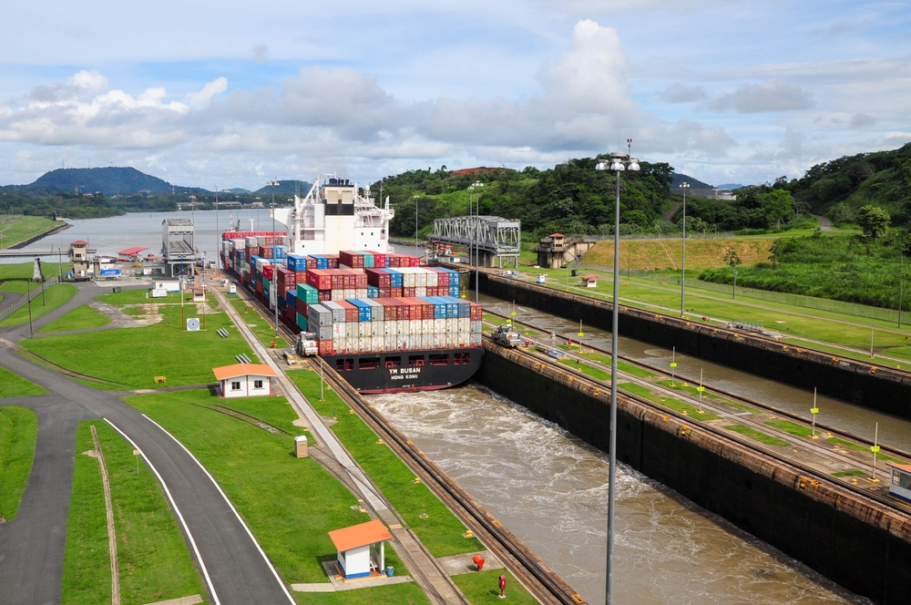 China Threatens to Block Panama Ports Deal Unless Its Shipping Giant Is Part of It