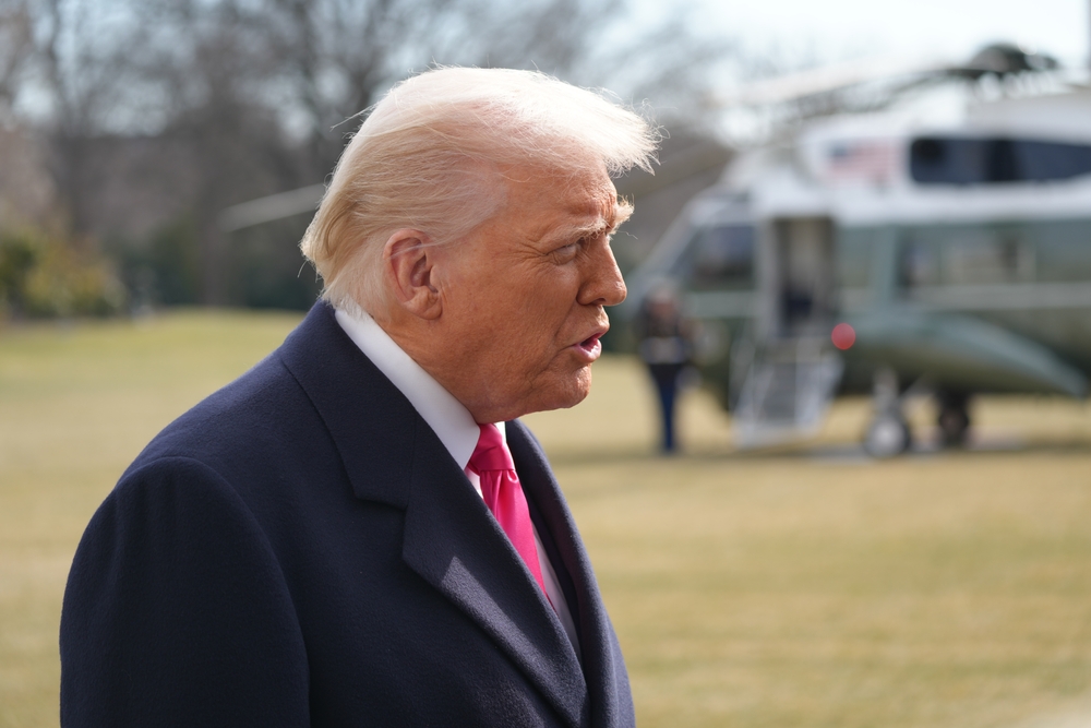Trump Raises Pressure on Russia With Tariff Threat, Ukraine Weapons Deal
