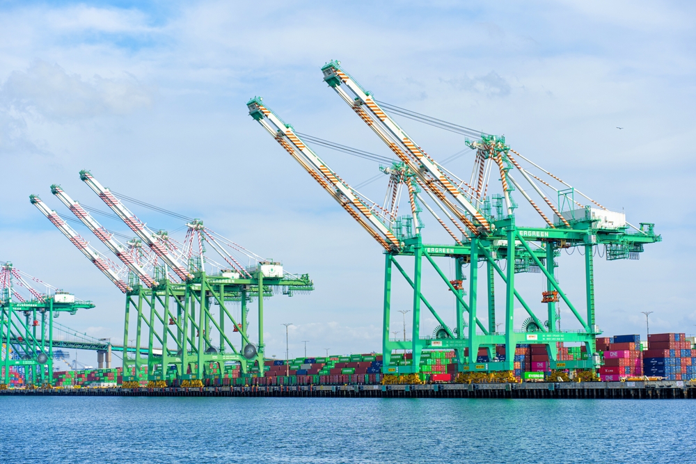 Despite Headwinds, Port of Los Angeles Nears 10M TEUs