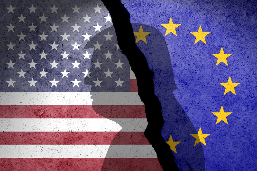 Euro Drops as Trump Threatens 50% Tariff on EU