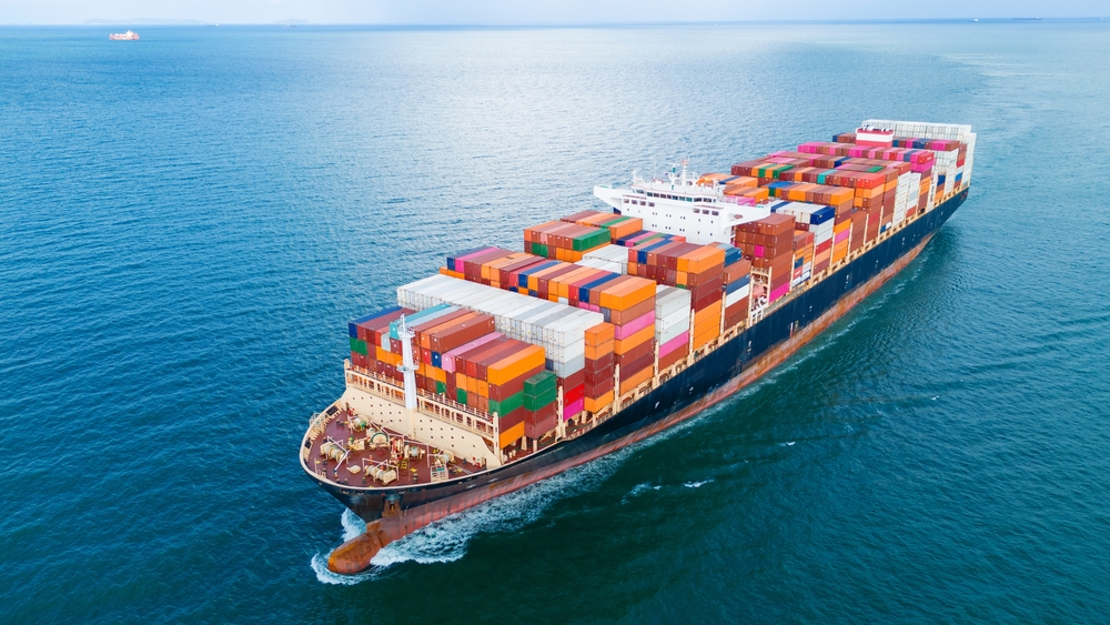 Trans-Pacific Container Rates Becalmed in Eye of Trade Storm