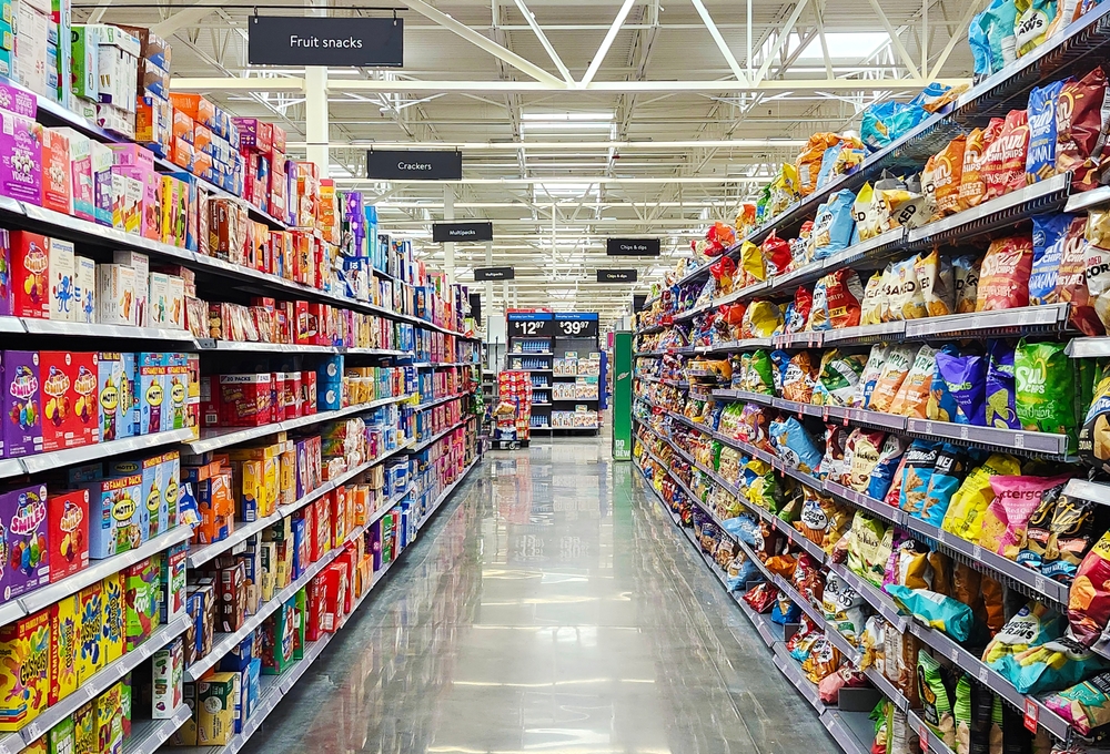 US Consumer Prices Likely Posted Largest Annual Increase in 1-1/2 Years in November